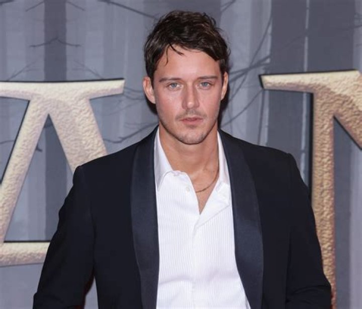 Cesar Domboy