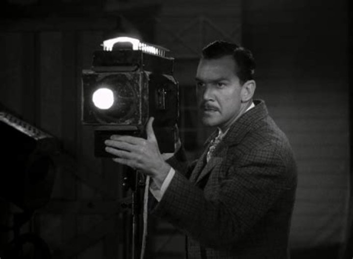 Douglas Fowley