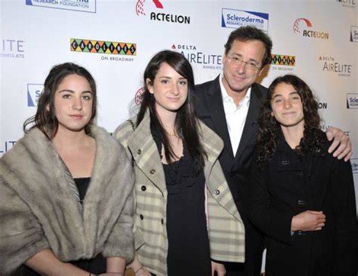 Lara Melanie Saget
