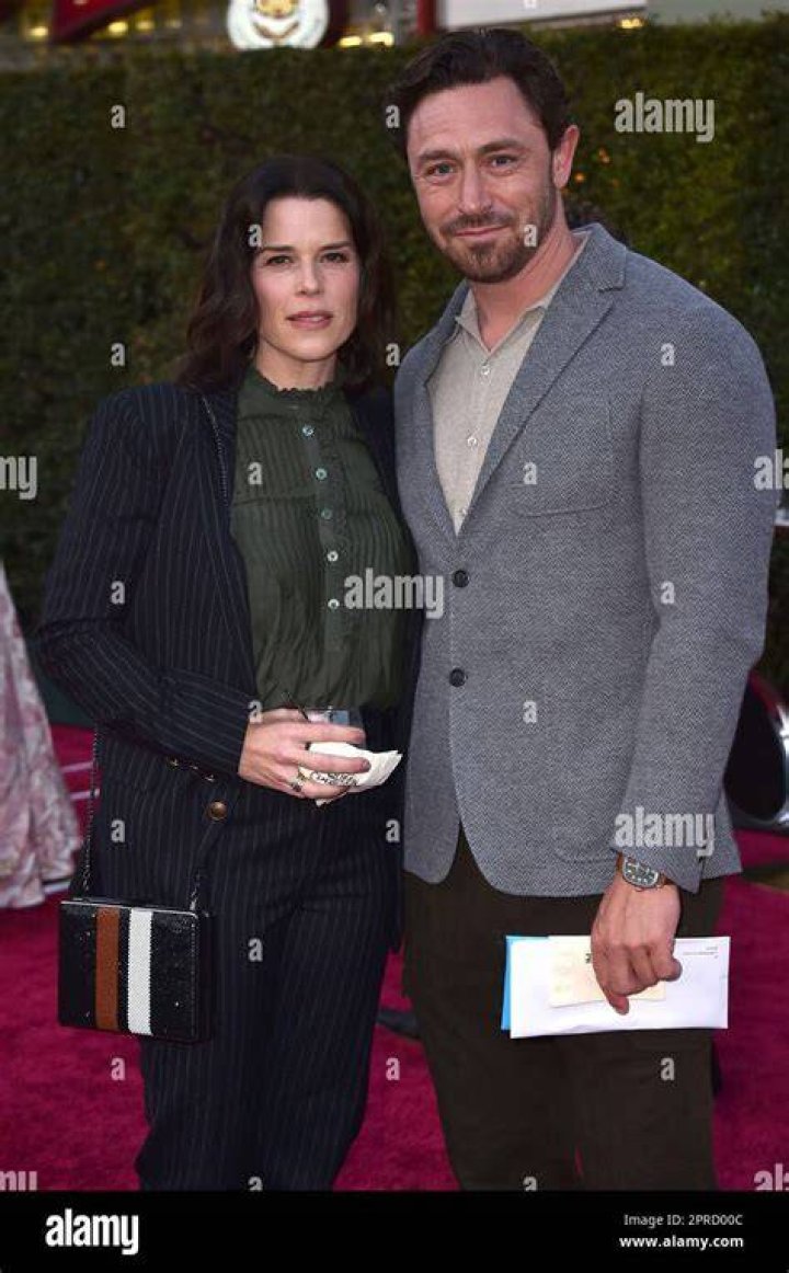 Neve Campbell, JJ Feild's Girlfriend
