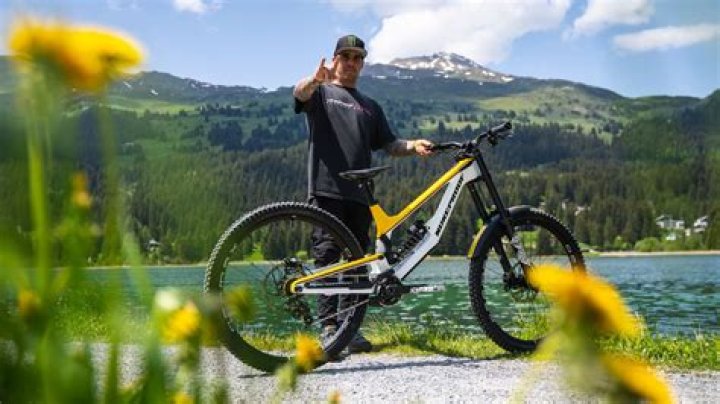 Sam Hill