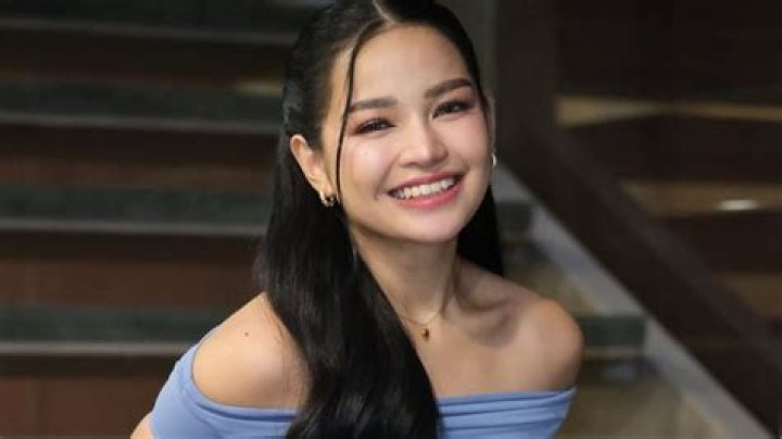 Xyriel Manabat